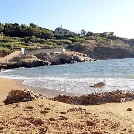 Studio Proche Plage Et Commerces - Parking - Loggia Amenagee - Fr-1-316-175 *